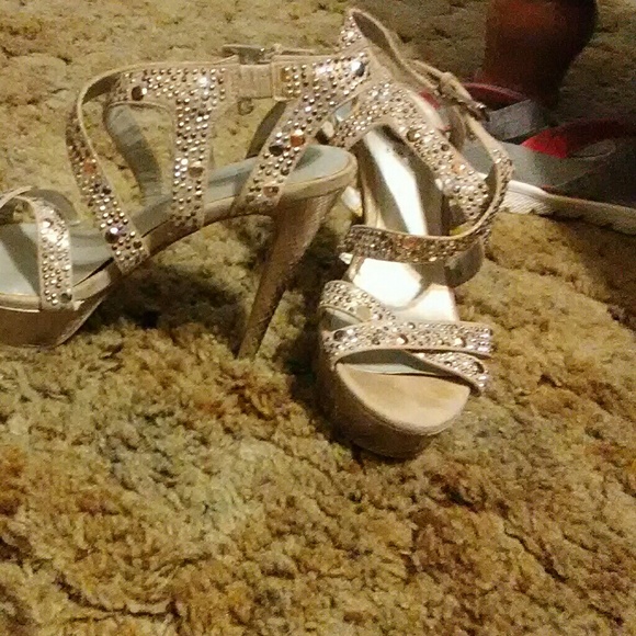Prom heels - Picture 2 of 2